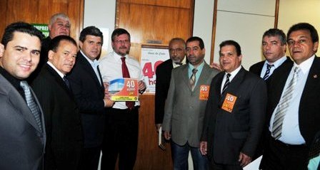 Força Sindical do Paraná faz arrastão no Congresso em defesa da jornada de 40 horas